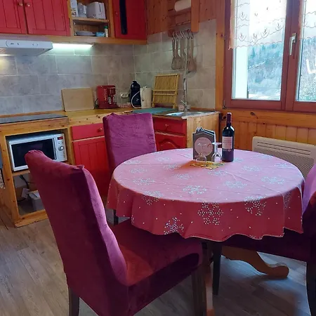 Apartment In The Vosges בקתה